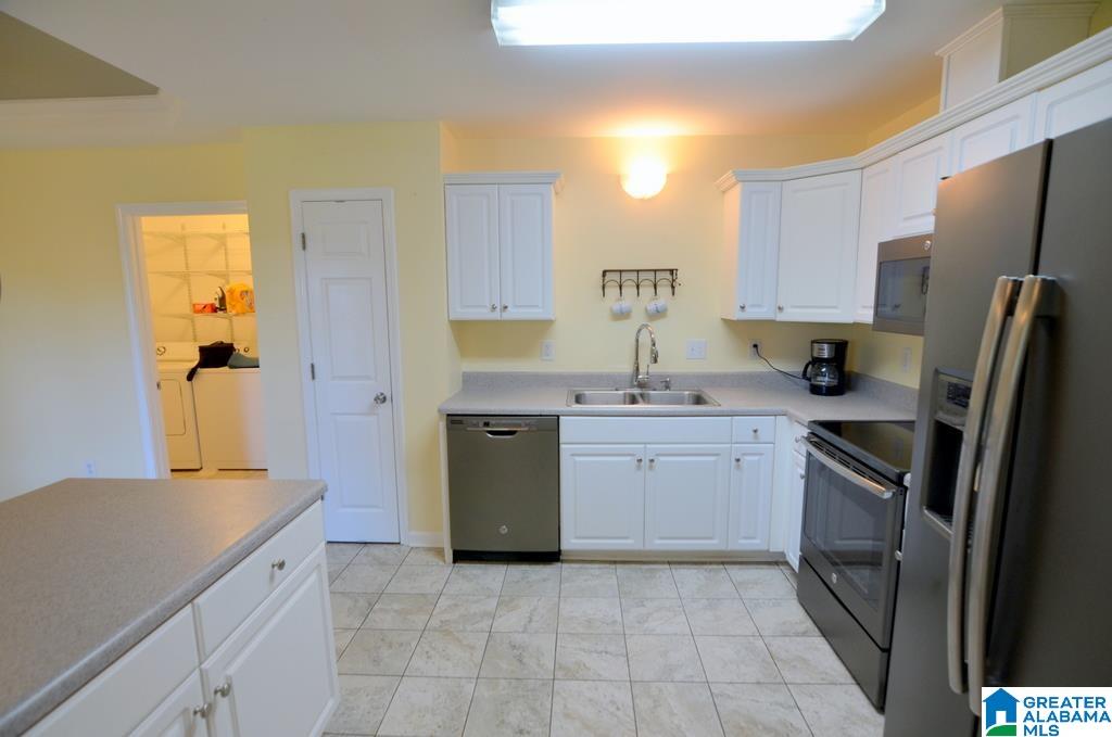 237 Silverstone Lane Alabaster, AL 35007 - Photo 13 of 50