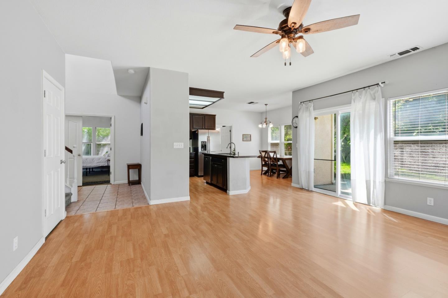 3712 Bold Ruler Court Modesto, CA 95355 - Photo 9 of 43