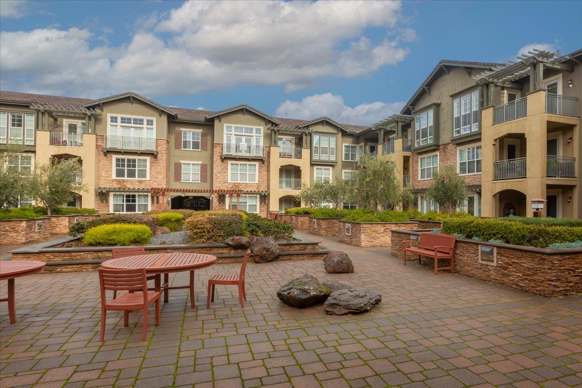 2881 Meridian Avenue, Unit 108 San Jose, CA 95124 - Photo 36 of 41 a front view of a house with outdoor seating