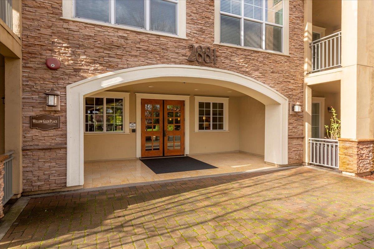 2881 Meridian Avenue, Unit 108 San Jose, CA 95124 - Photo 4 of 41