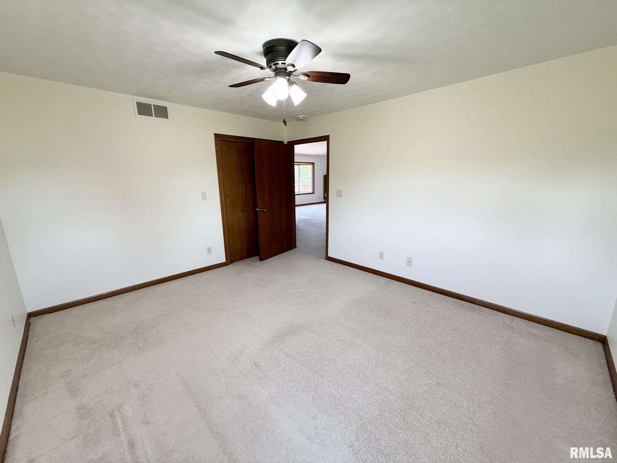 24822 Brookwood Hills Road Athens, IL 62613 - Photo 30 of 58