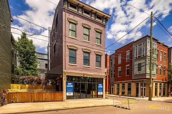 $2,100 | 118 West 15th Street, Unit 181, Cincinnati, OH 45202