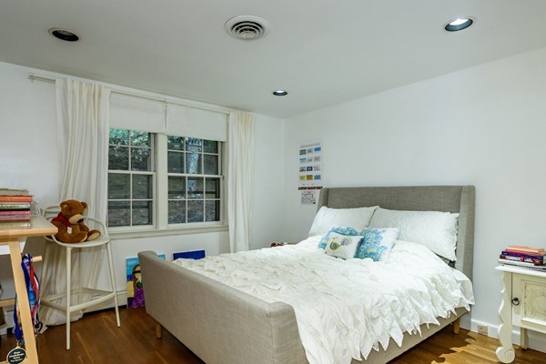 34 Baskin Road Lexington, MA 02421 - Photo 15 of 20 Gallery Image 15