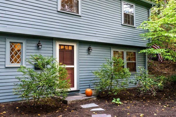 34 Baskin Road Lexington, MA 02421 - Photo 3 of 20 Gallery Image 3