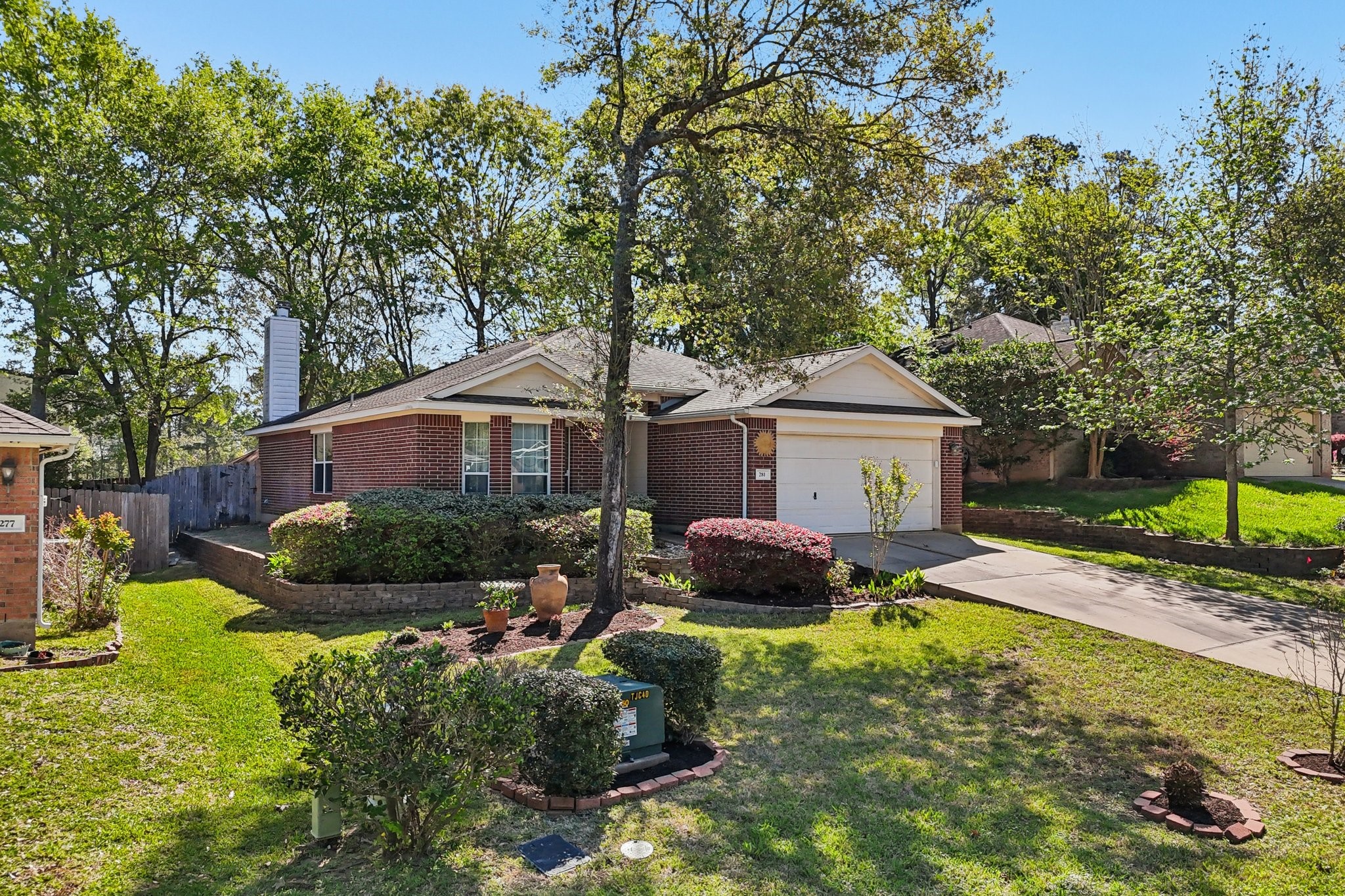 281 Mesa View Conroe, TX 77316 - Photo 30 of 38