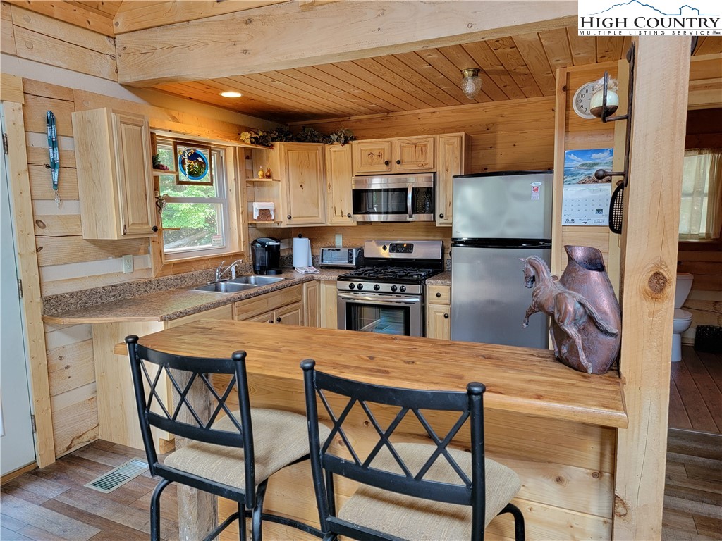 675 Wilderness Road Hays, NC 28635 - Photo 3 of 50 Gallery Image 3
