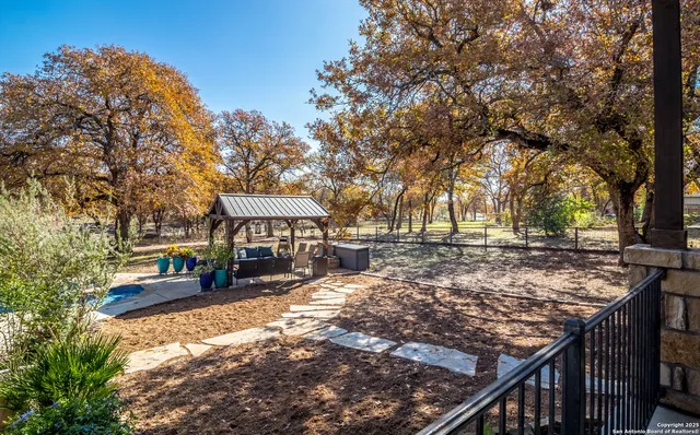 $730,000 | 129 Crescent Ridge, Adkins, TX 78101