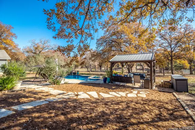 $730,000 | 129 Crescent Ridge, Adkins, TX 78101