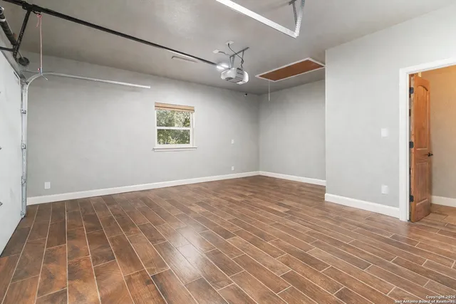 $730,000 | 129 Crescent Ridge, Adkins, TX 78101