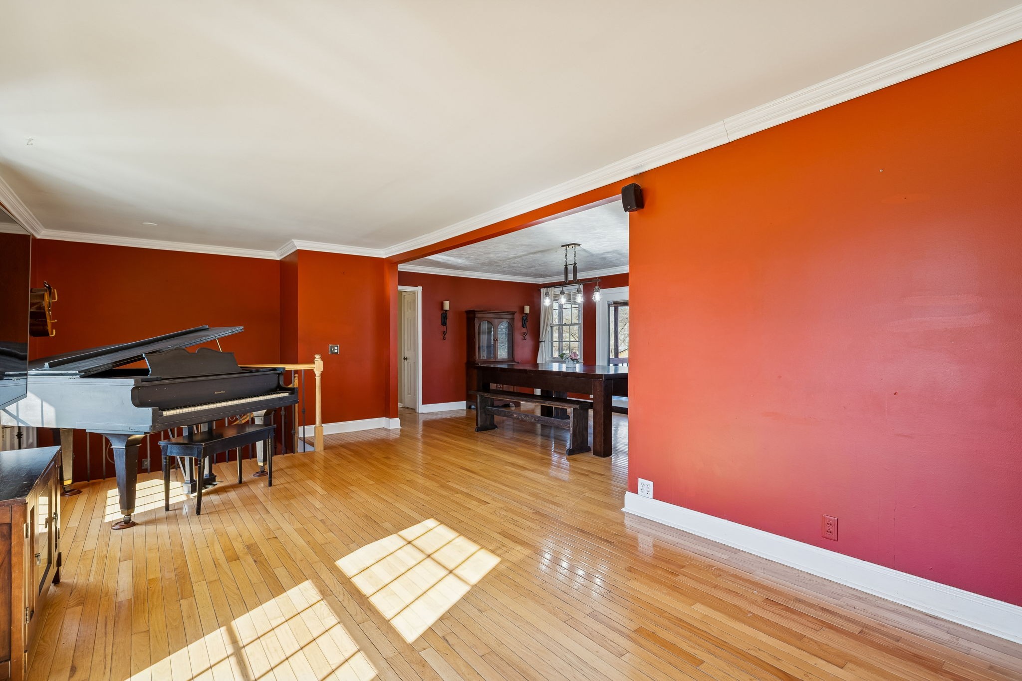 7424 George Gaines Road Nashville, TN 37221 - Photo 8 of 60 a view of livingroom with furniture and wooden floor