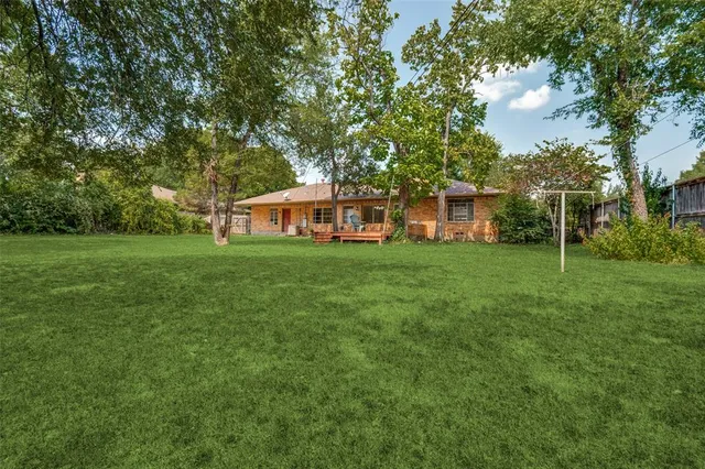 a park view with a sitting space