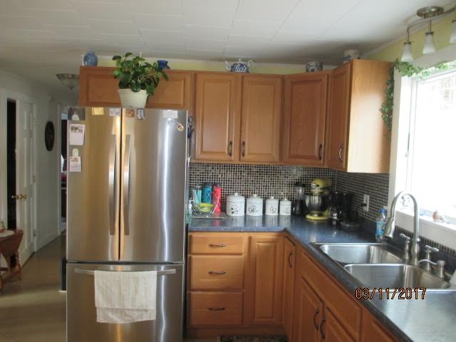 111 Old Loudon Road Concord, NH 03301 - Photo 2 of 17