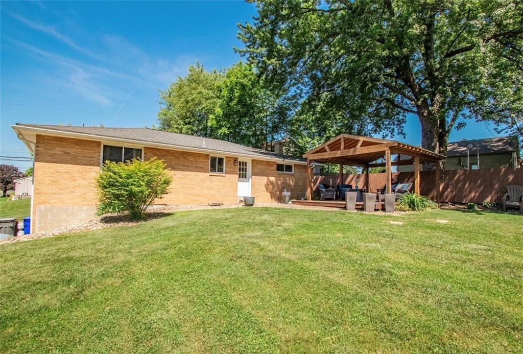 215 Fisher Road Saxonburg, PA 16056 - Photo 3 of 20
