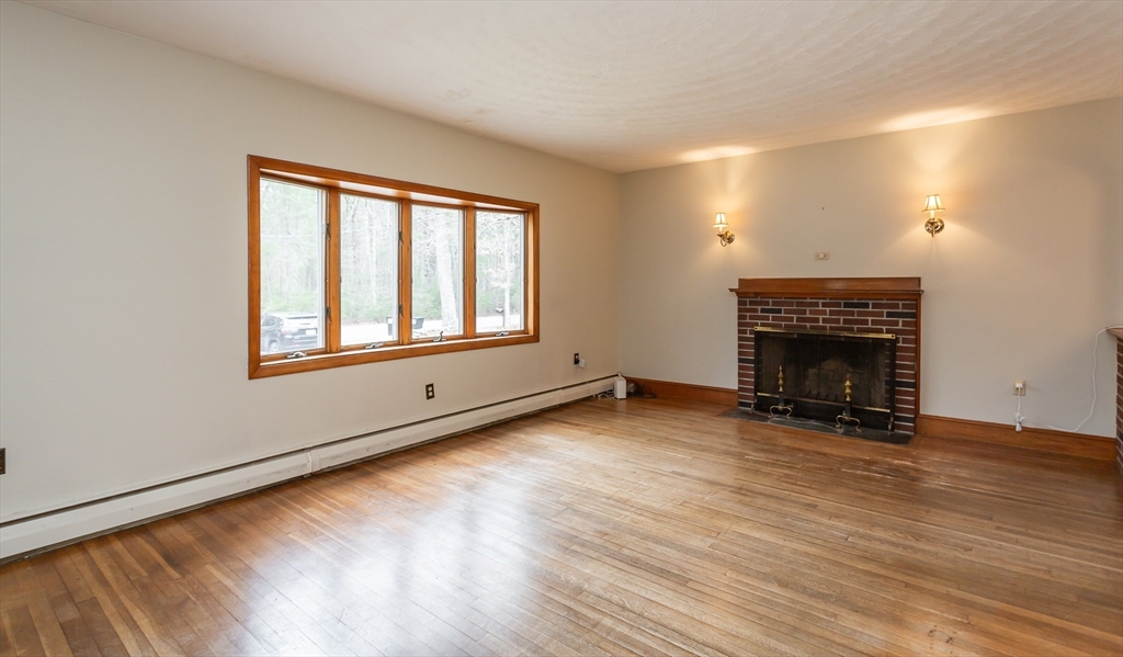 205 Aldrich Road Bridgewater, MA 02324 - Photo 9 of 20