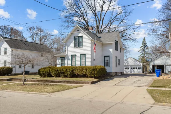 $209,900 | 543 North State Street, Appleton, WI 54911