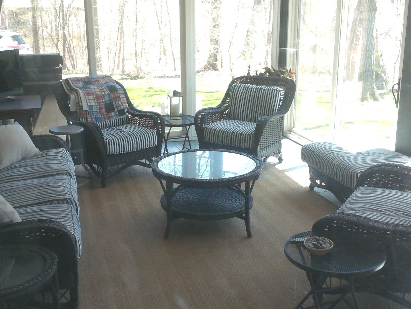 1201 Turicum Road Lake Forest, IL 60045 - Photo 11 of 20 a living room with furniture and a large window