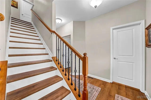 $590,000 | 6410 Beach Drive, Lockport Town, NY 14094