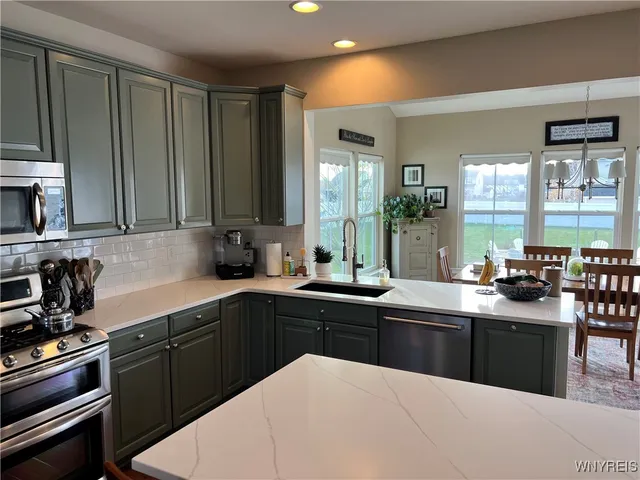 $590,000 | 6410 Beach Drive, Lockport Town, NY 14094