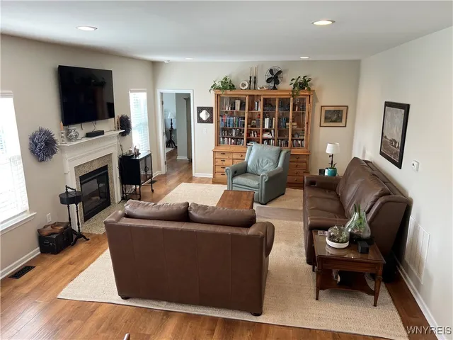 $590,000 | 6410 Beach Drive, Lockport Town, NY 14094