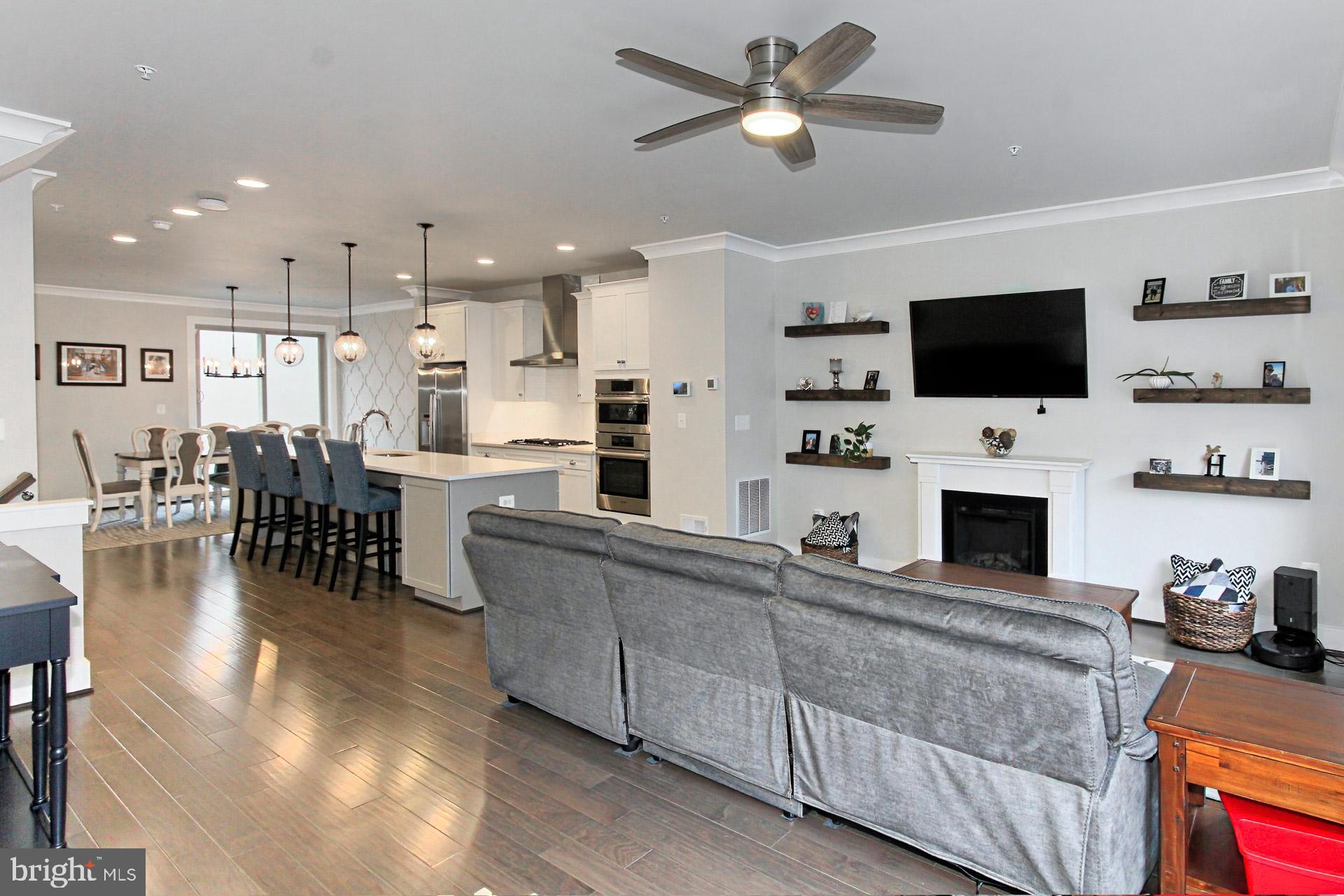 2877 Lowen Valley Road Alexandria, VA 22303 - Photo 11 of 52
