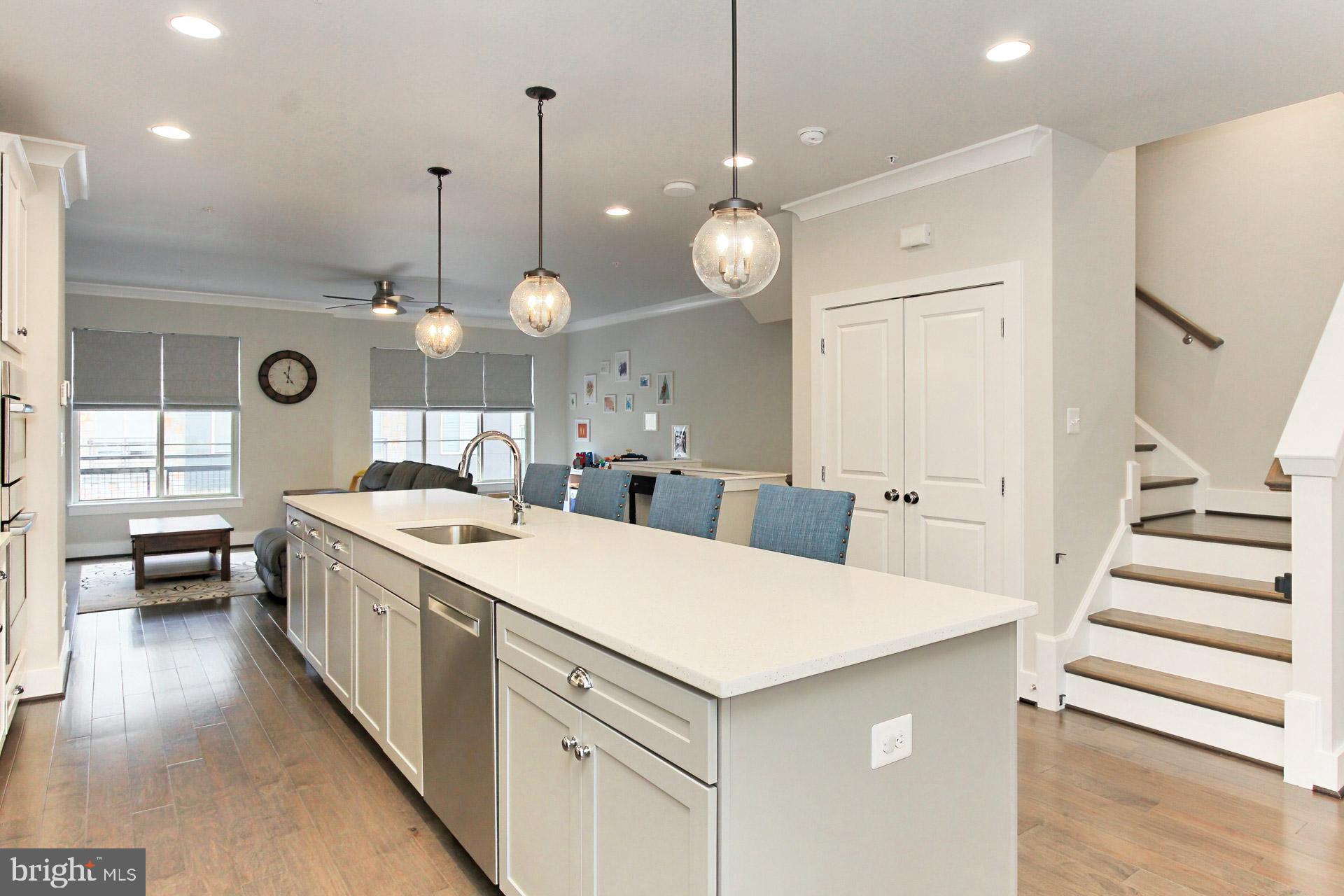 2877 Lowen Valley Road Alexandria, VA 22303 - Photo 17 of 52