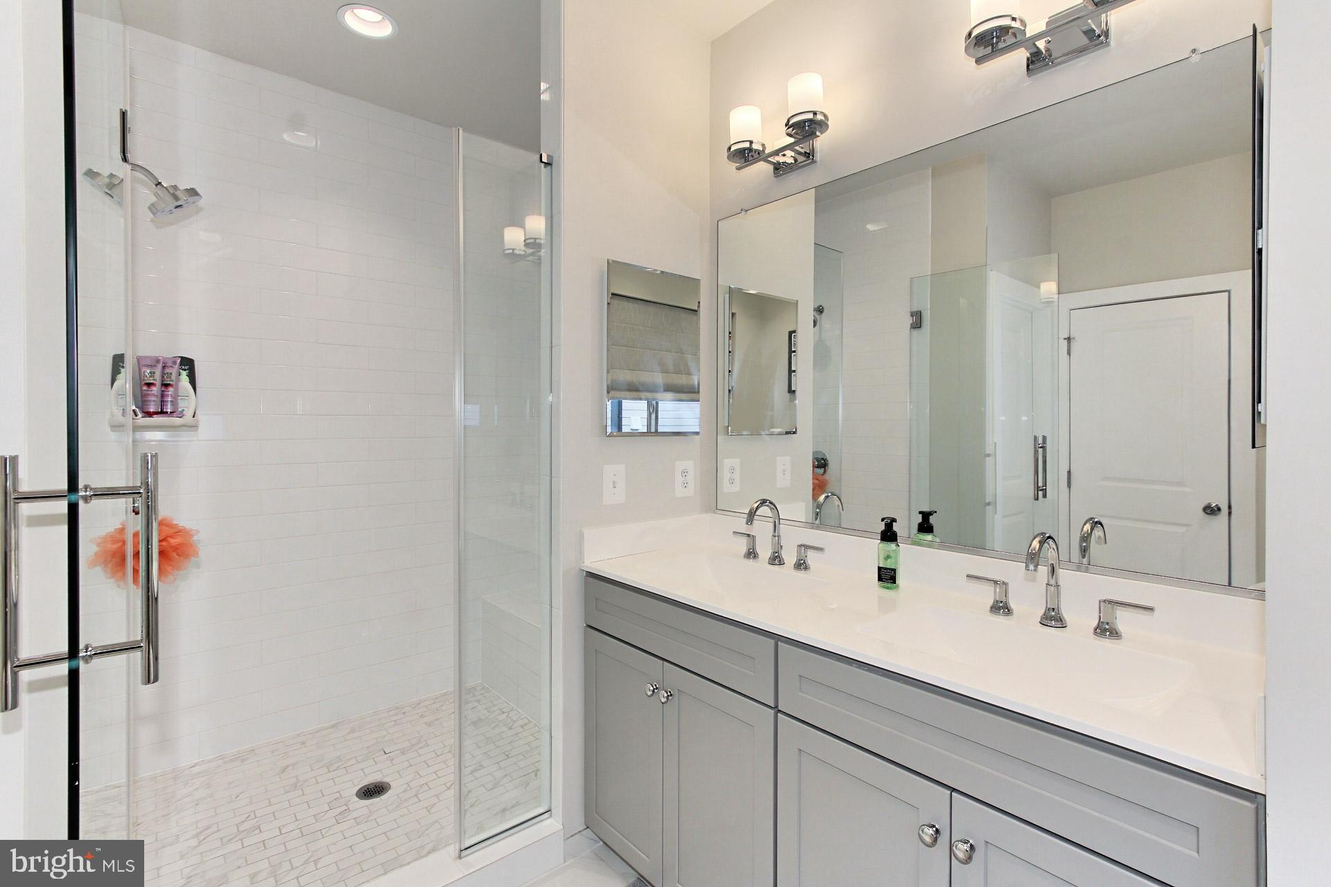 2877 Lowen Valley Road Alexandria, VA 22303 - Photo 28 of 52
