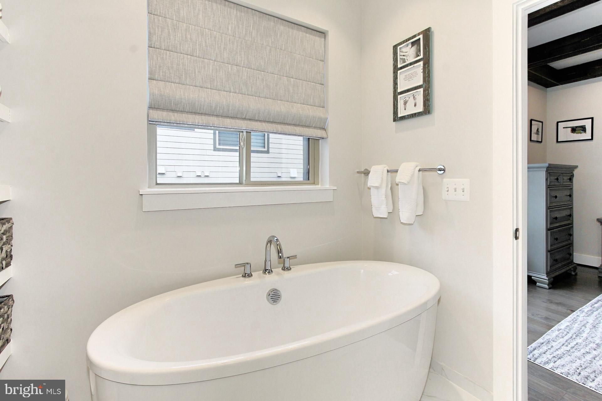 2877 Lowen Valley Road Alexandria, VA 22303 - Photo 29 of 52