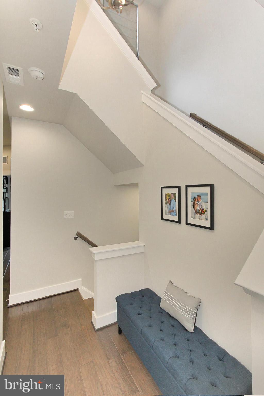 2877 Lowen Valley Road Alexandria, VA 22303 - Photo 35 of 52
