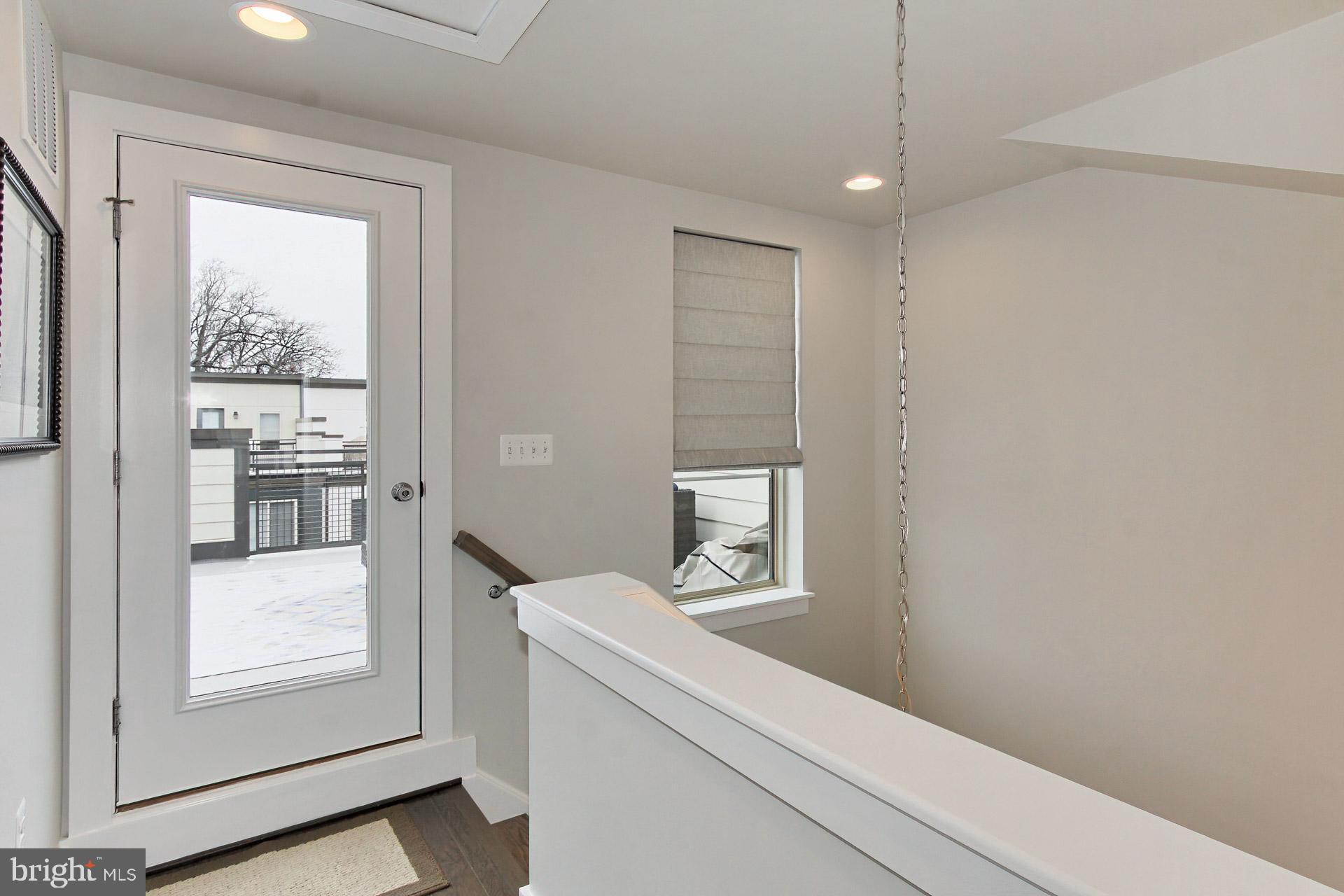 2877 Lowen Valley Road Alexandria, VA 22303 - Photo 40 of 52