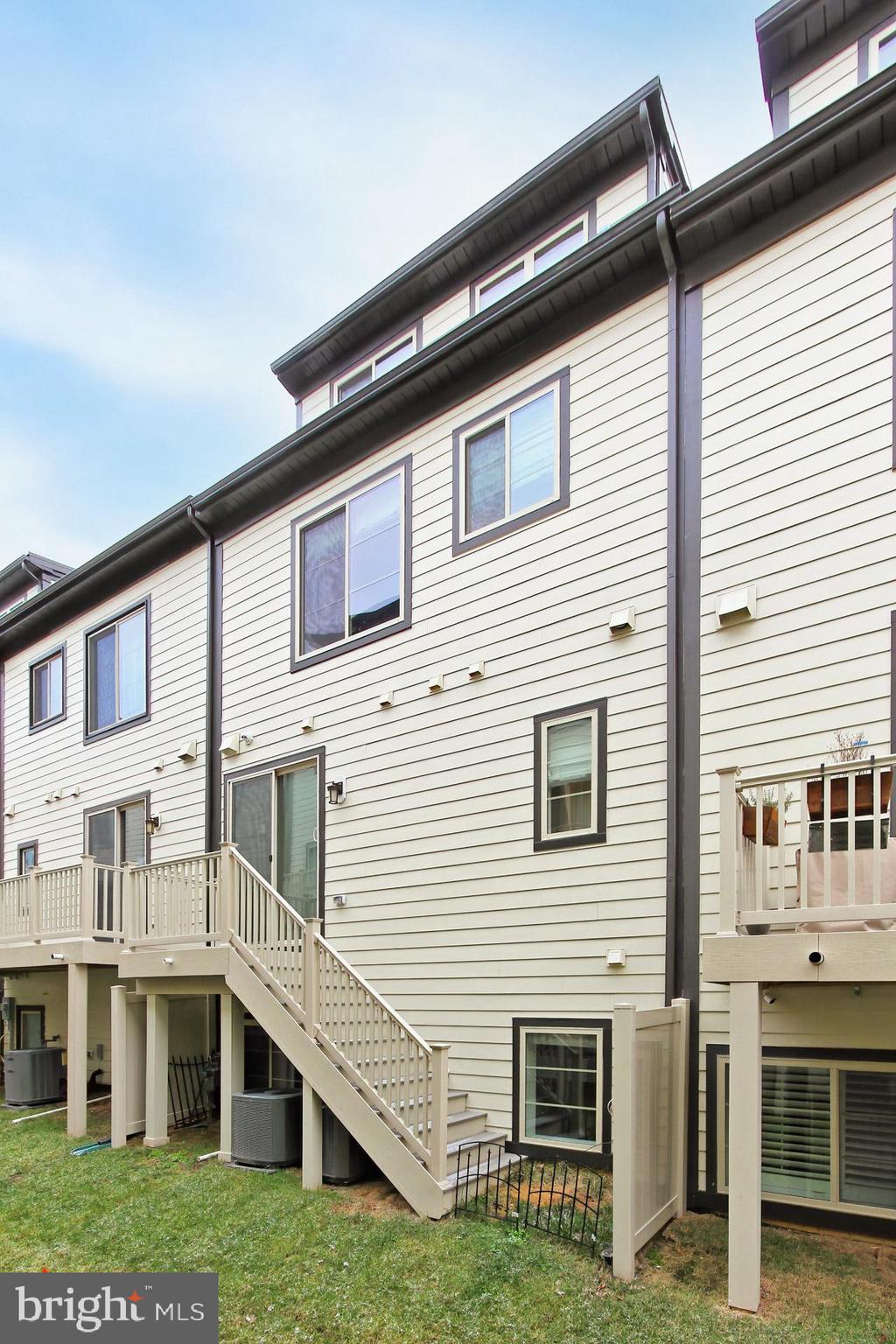 2877 Lowen Valley Road Alexandria, VA 22303 - Photo 50 of 52