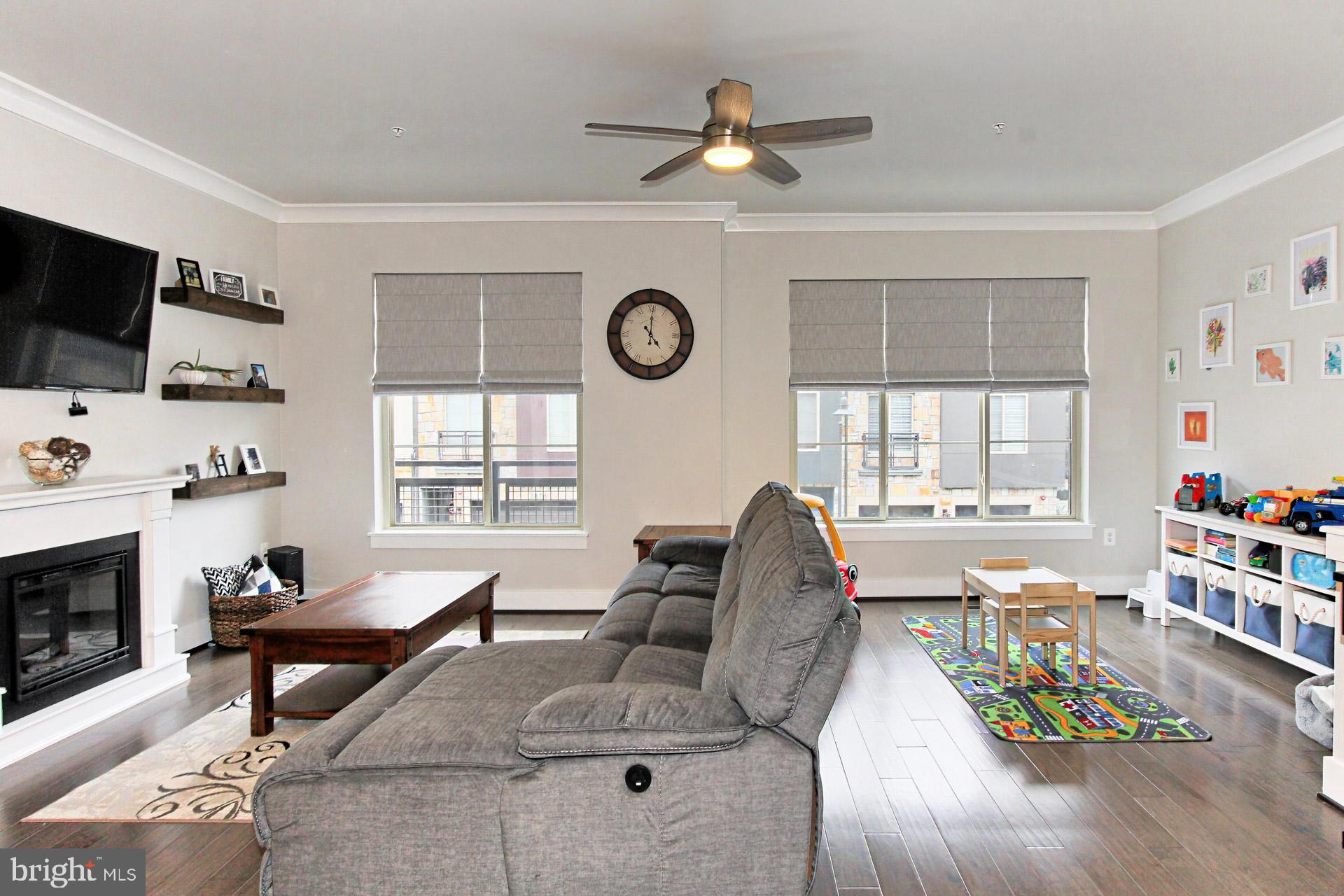 2877 Lowen Valley Road Alexandria, VA 22303 - Photo 7 of 52
