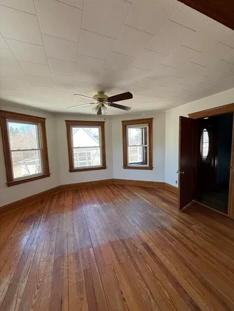 $2,000 | 23 Brandon Road, Unit 3, Dudley, MA 01571