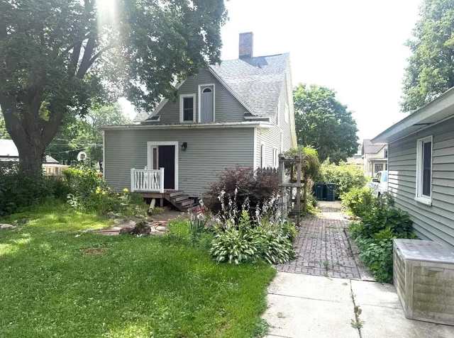 $385,000 | 308 South 4th Street West, Fort Atkinson, WI 53538