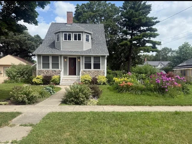 $385,000 | 308 South 4th Street West, Fort Atkinson, WI 53538