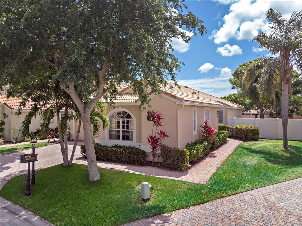 6394 Brava Way Boca Raton, FL 33433 - Photo 2 of 34 Photo 2