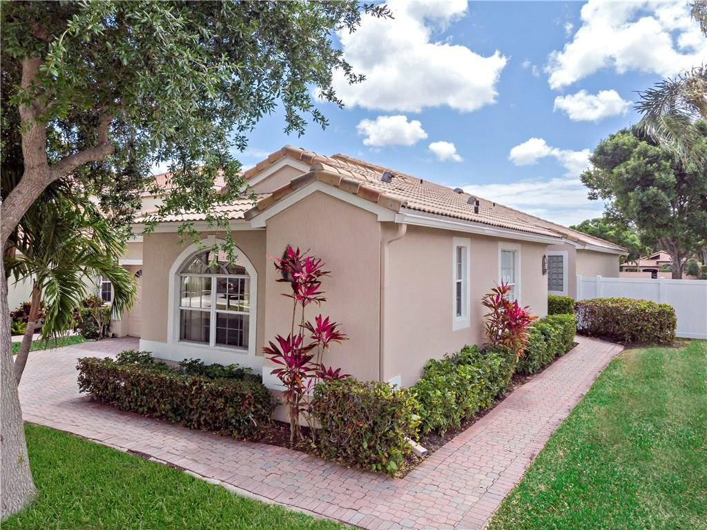 6394 Brava Way Boca Raton, FL 33433 - Photo 3 of 34 Photo 3