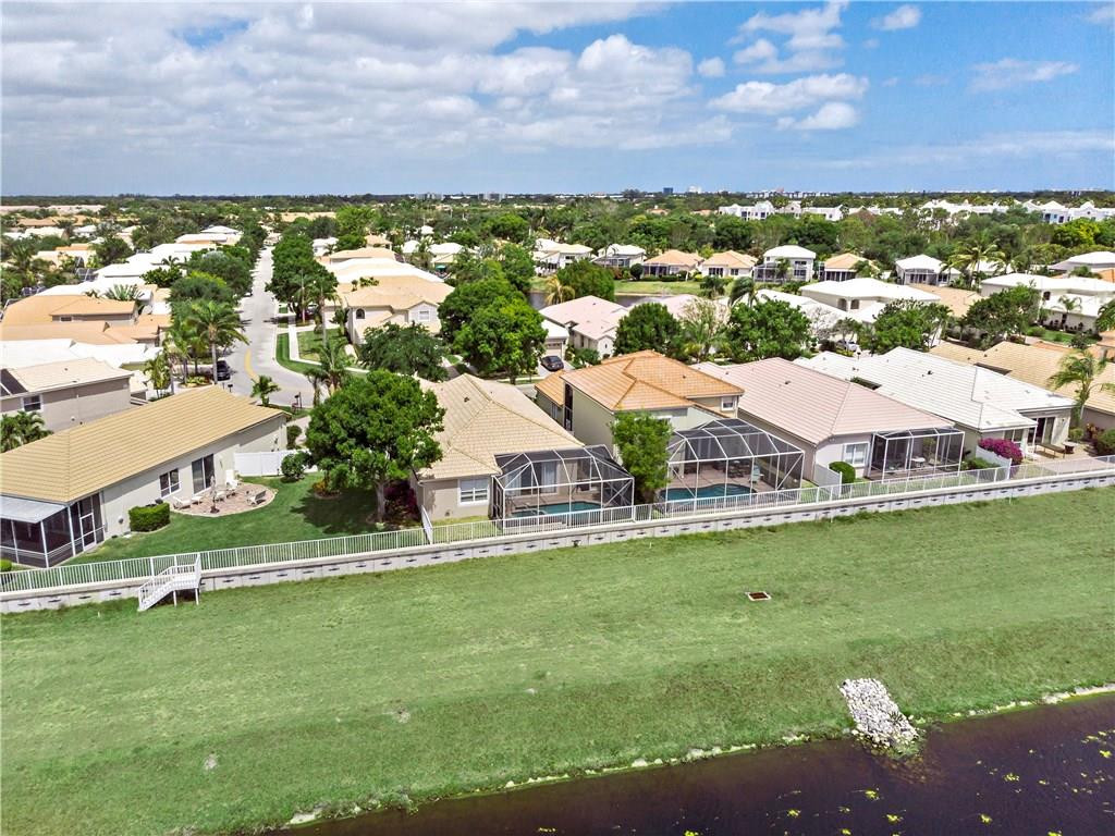 6394 Brava Way Boca Raton, FL 33433 - Photo 9 of 34 Photo 9