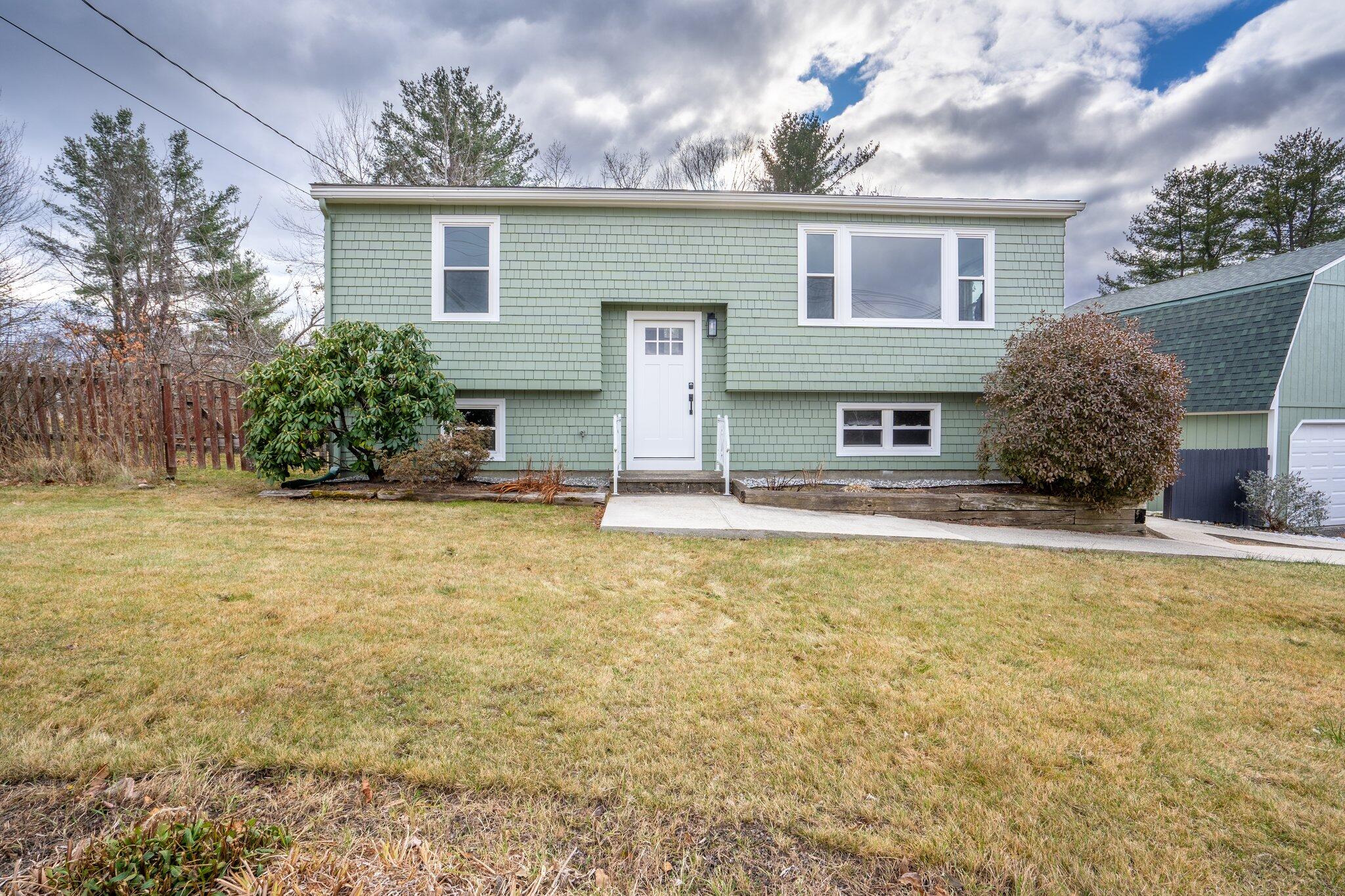 28 Broadturn Road Scarborough, ME 04074 - Photo 2 of 62 1-web-or-mls-DSC07252