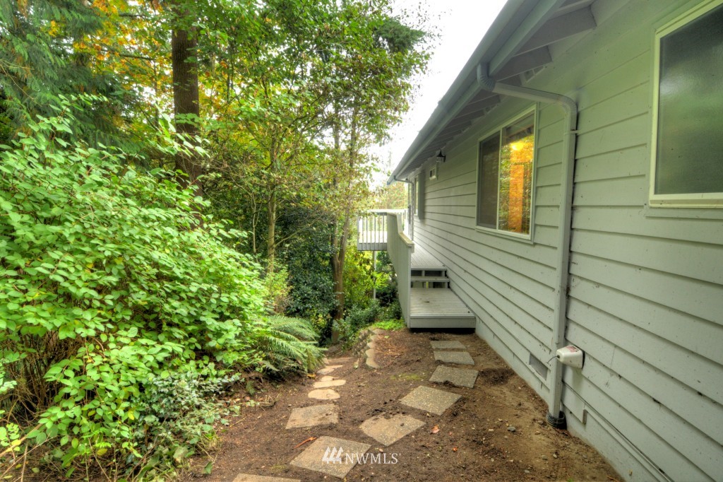 1005 Bell Street Edmonds, WA 98020 - Photo 13 of 13 Gallery Image 13