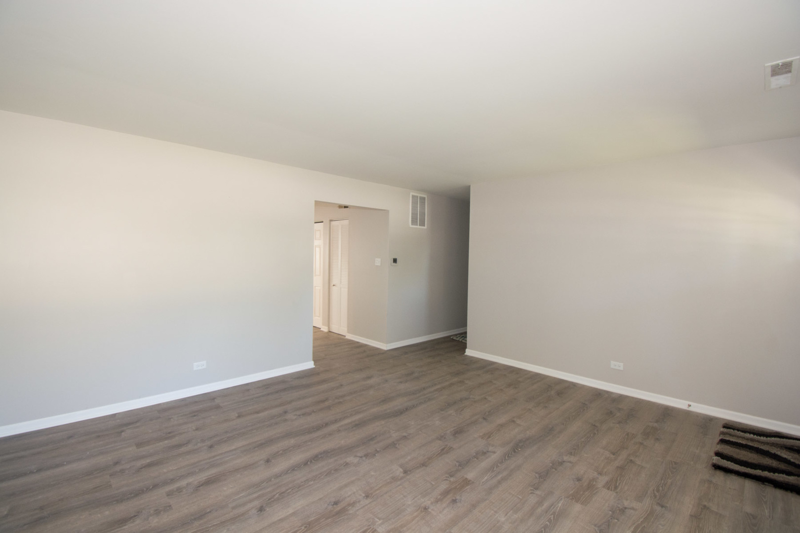 5613 Crestwood Road Matteson, IL 60443 - Photo 3 of 21