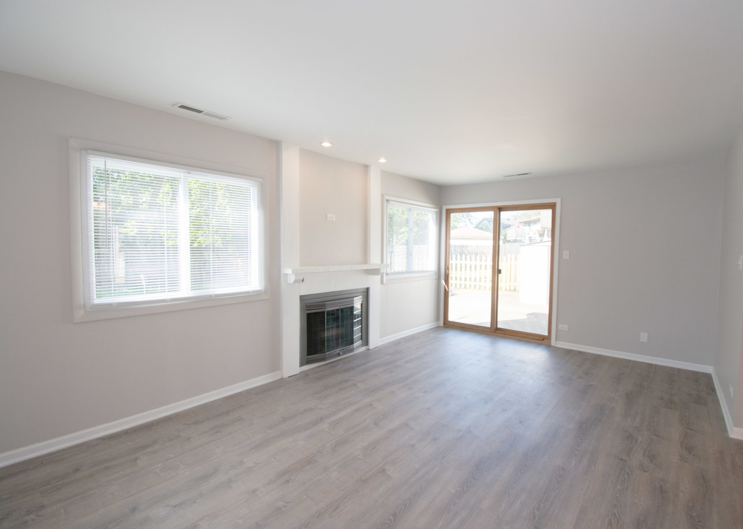 5613 Crestwood Road Matteson, IL 60443 - Photo 8 of 21