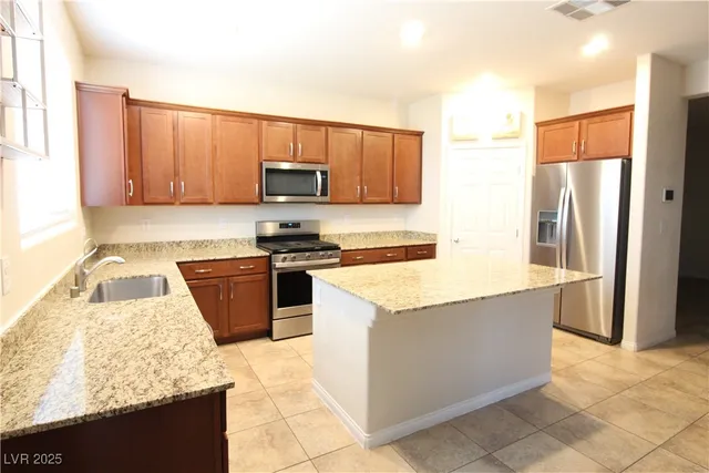 $2,500 | 4073 Blue Opal Way, Las Vegas, NV 89130