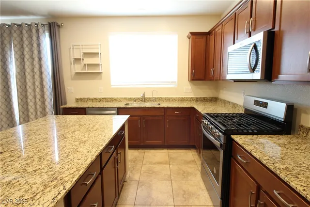 $2,500 | 4073 Blue Opal Way, Las Vegas, NV 89130