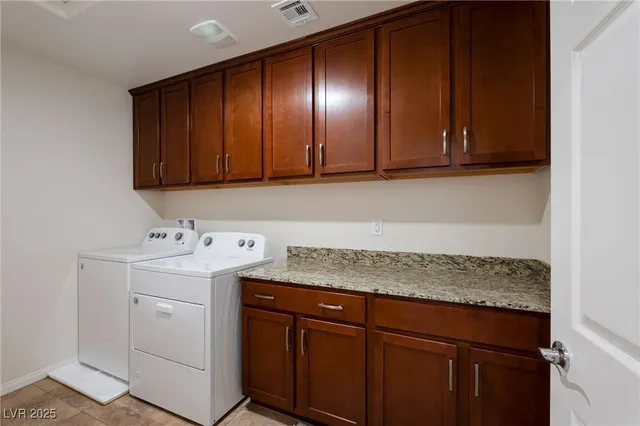 $2,500 | 4073 Blue Opal Way, Las Vegas, NV 89130