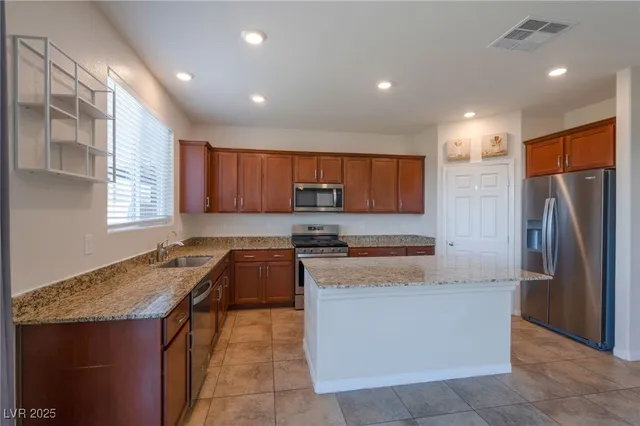 $2,500 | 4073 Blue Opal Way, Las Vegas, NV 89130