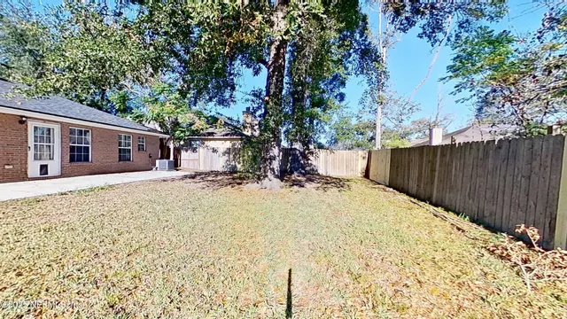 $1,750 | 1639 Spring Branch Drive West, Jacksonville, FL 32221