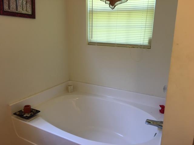 2881 Evergreen Ridge Point Nashville, TN 37217 - Photo 16 of 18 a bathroom with a window