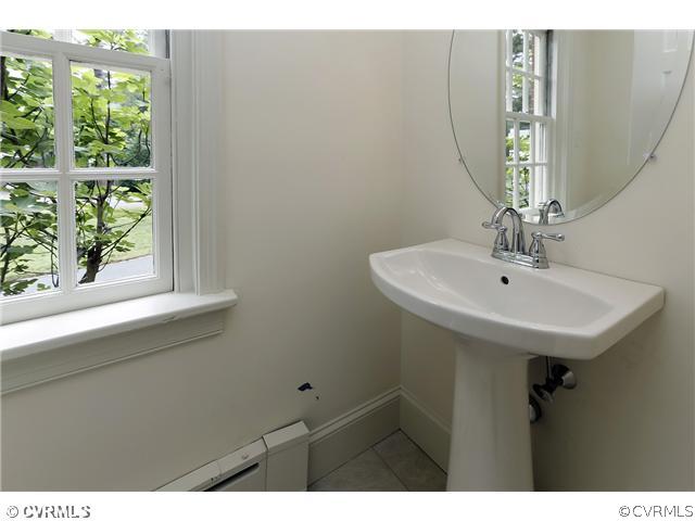 8858 River Road Henrico, VA 23229 - Photo 9 of 24 Gallery Image 9