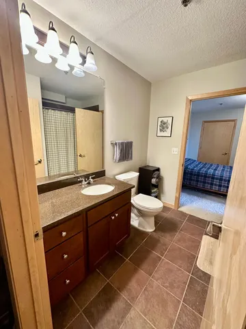 $179,900 | 1502 5th Street North, Unit 403, Hopkins, MN 55305