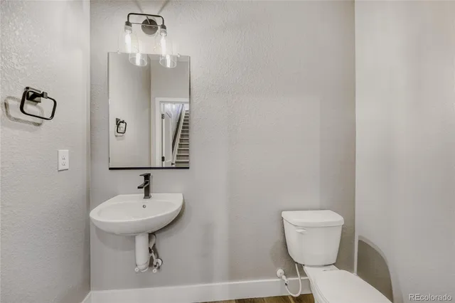 $639,900 | 15514 West Washburn Avenue, Lakewood, CO 80228